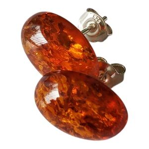 Amber stud earrings in 925 sterling silver NWOT
